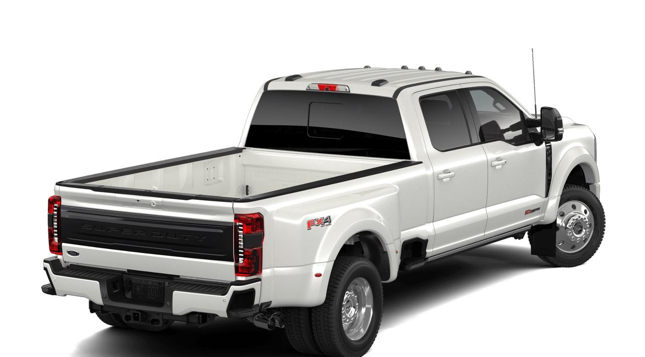 2026 Ford F-450 Super Duty DRW Platinum Photo2