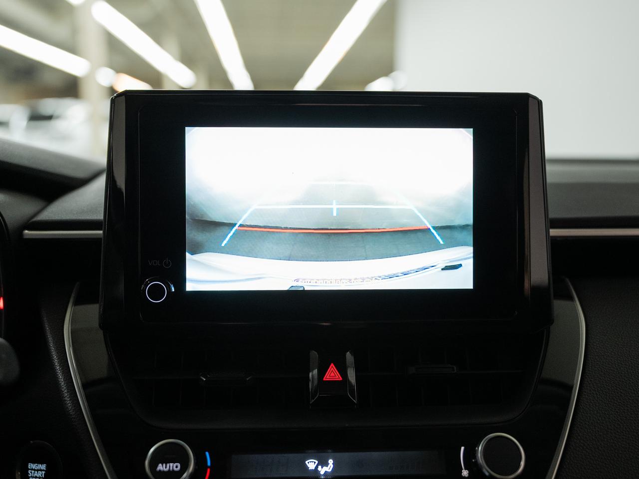 2024 Toyota Corolla LE UPGRADE | Sunroof | LaneDep | BSM | CarPlay