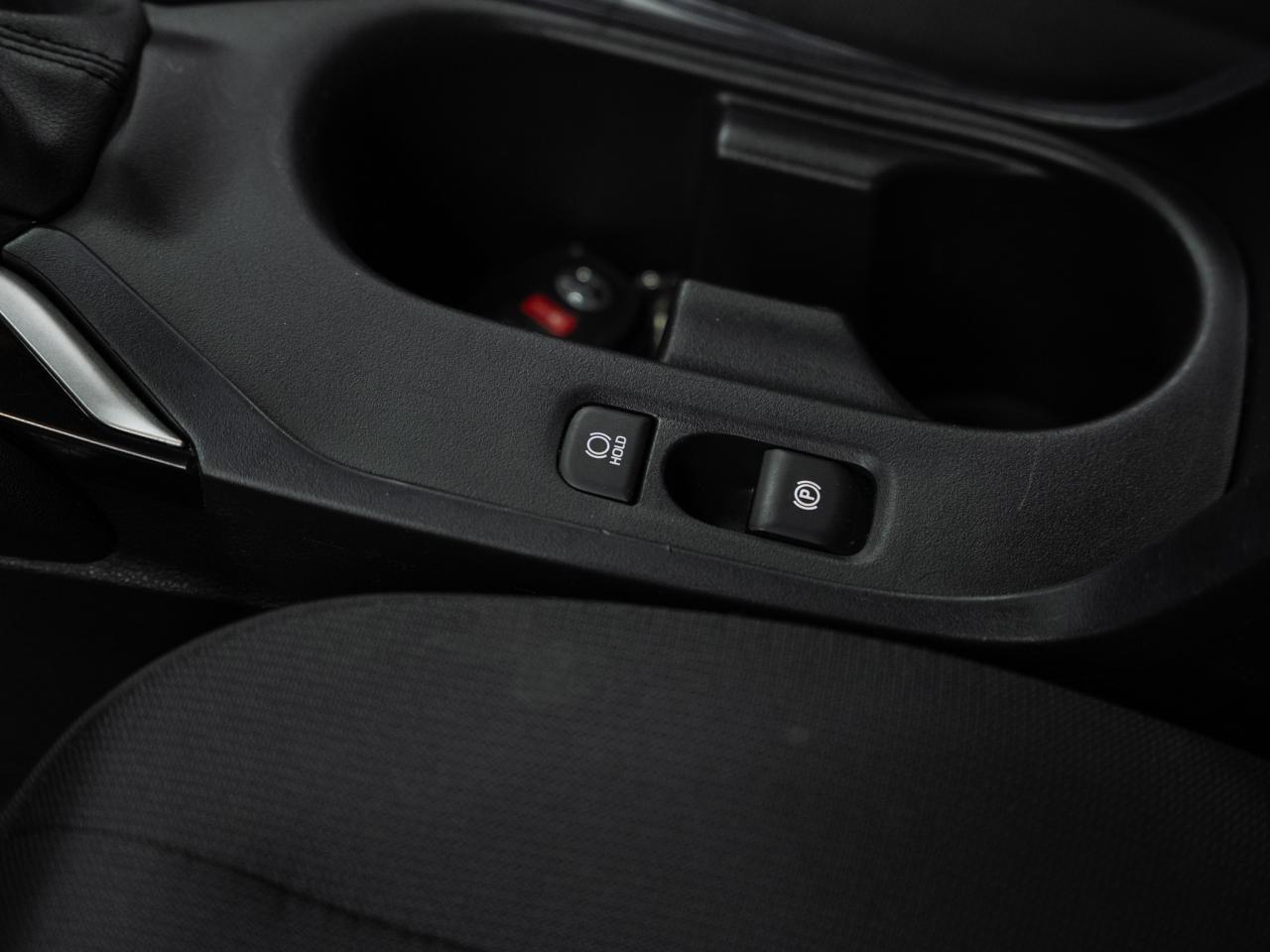 2024 Toyota Corolla LE UPGRADE | Sunroof | LaneDep | BSM | CarPlay Photo