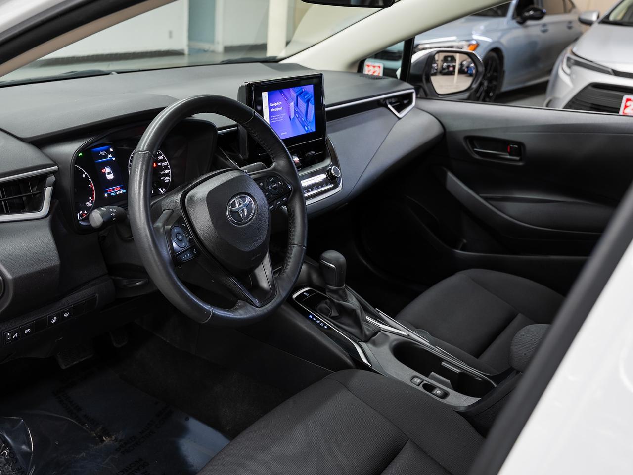 2024 Toyota Corolla LE UPGRADE | Sunroof | LaneDep | BSM | CarPlay