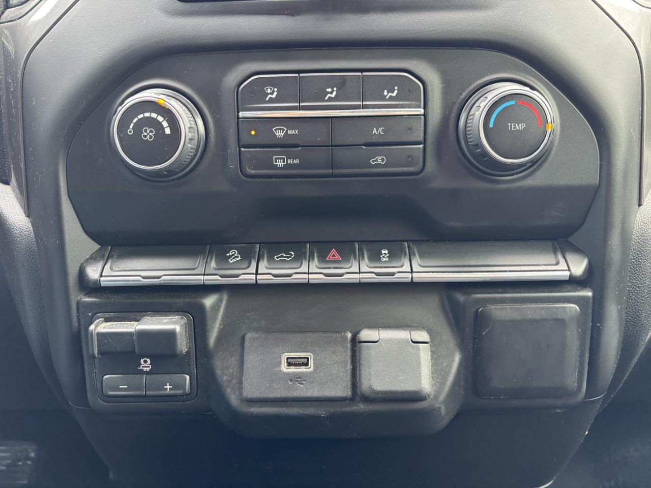 2019 Chevrolet Silverado 1500 Custom Trail Boss Photo