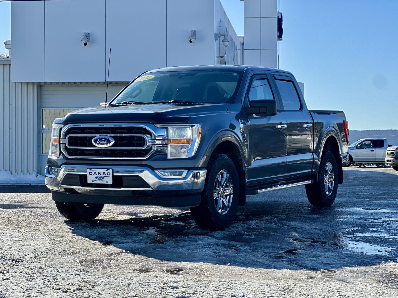 2022 Ford F-150 XLT 4WD SuperCrew 5.5' Bo Photo2