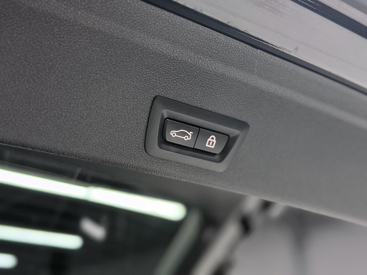 2021 BMW X6 M SPORT|NAV|360CAM|BSM|FCW|LKA|AMBIENT LIGHT.| Photo