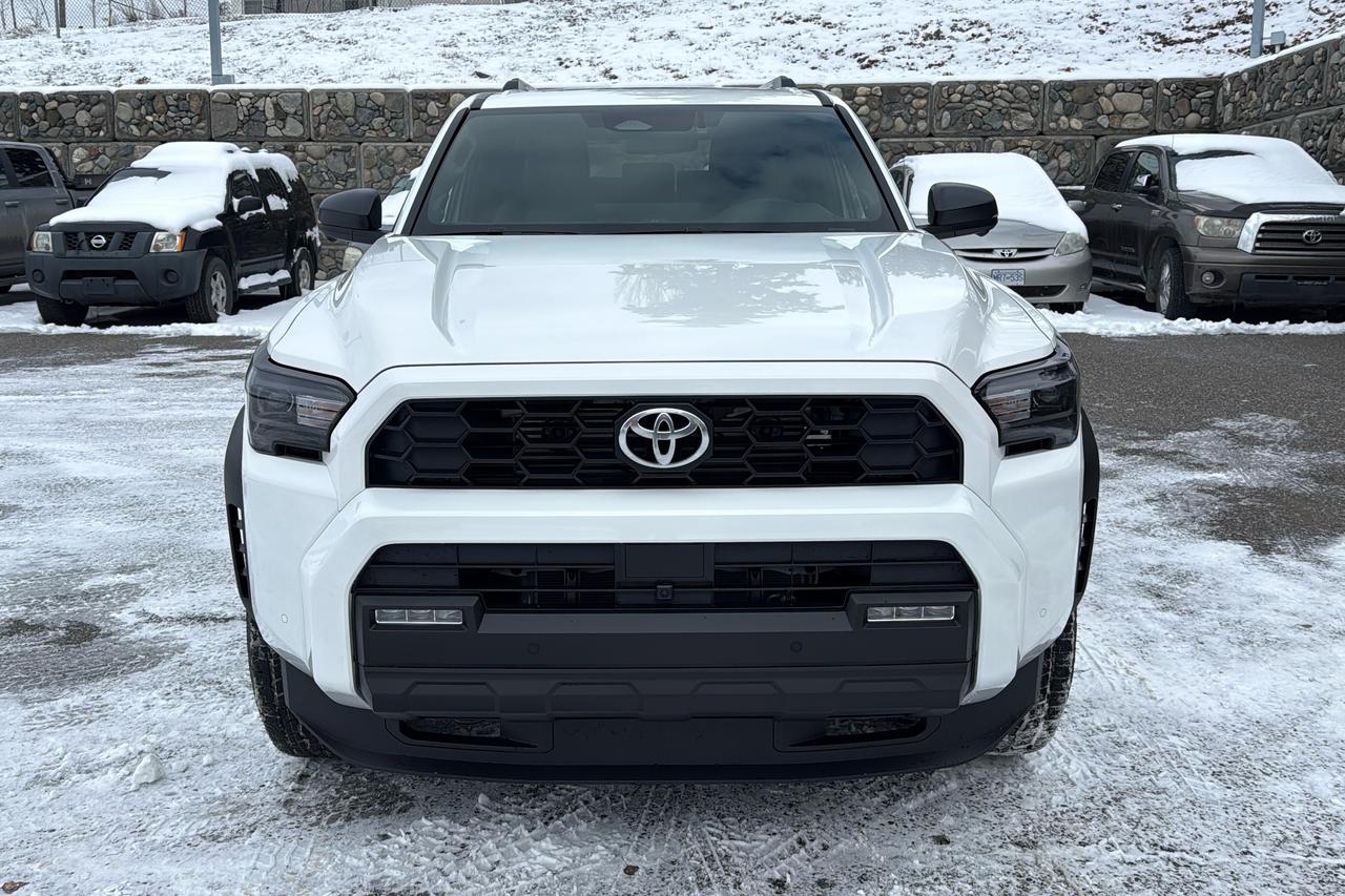 2026 Toyota 4Runner TRD Off Road Premium Photo1