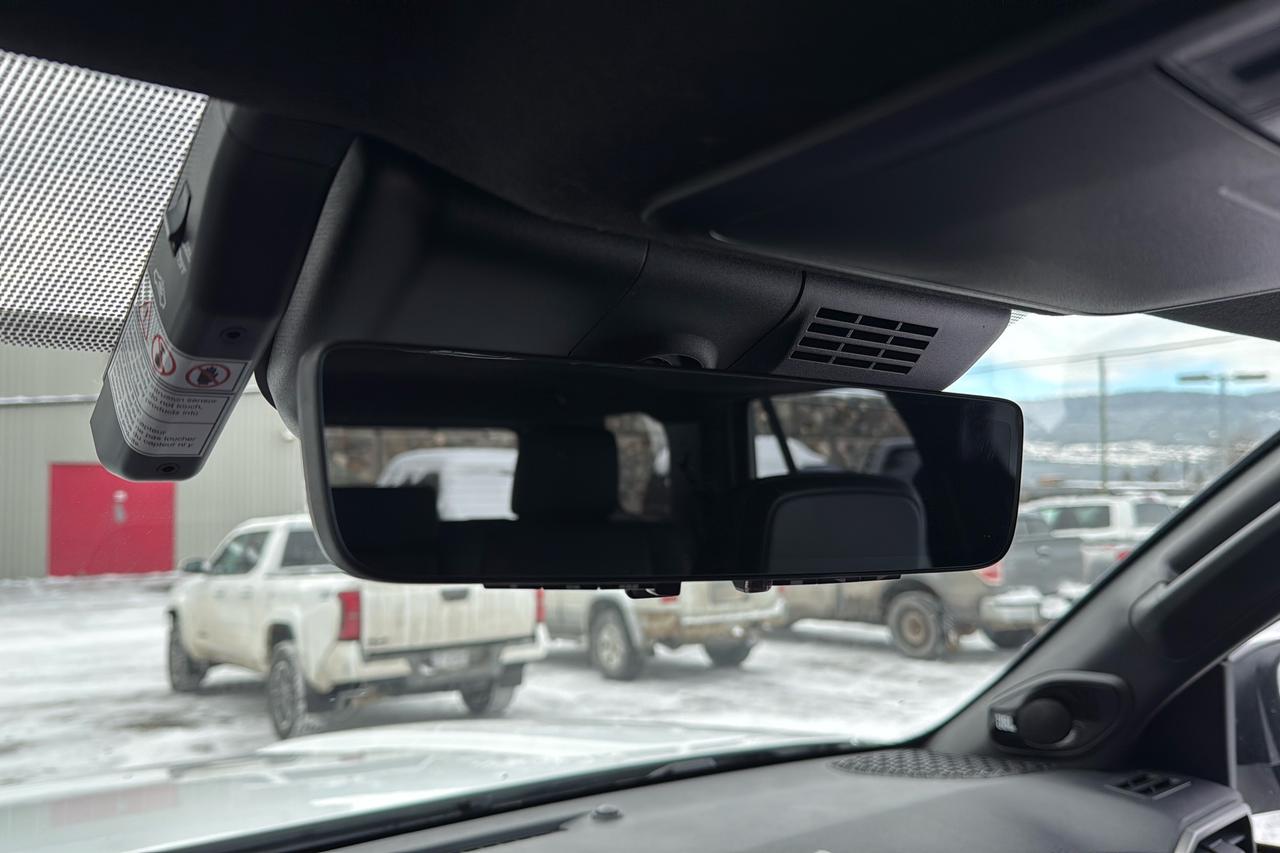 2026 Toyota 4Runner TRD Off Road Premium Photo