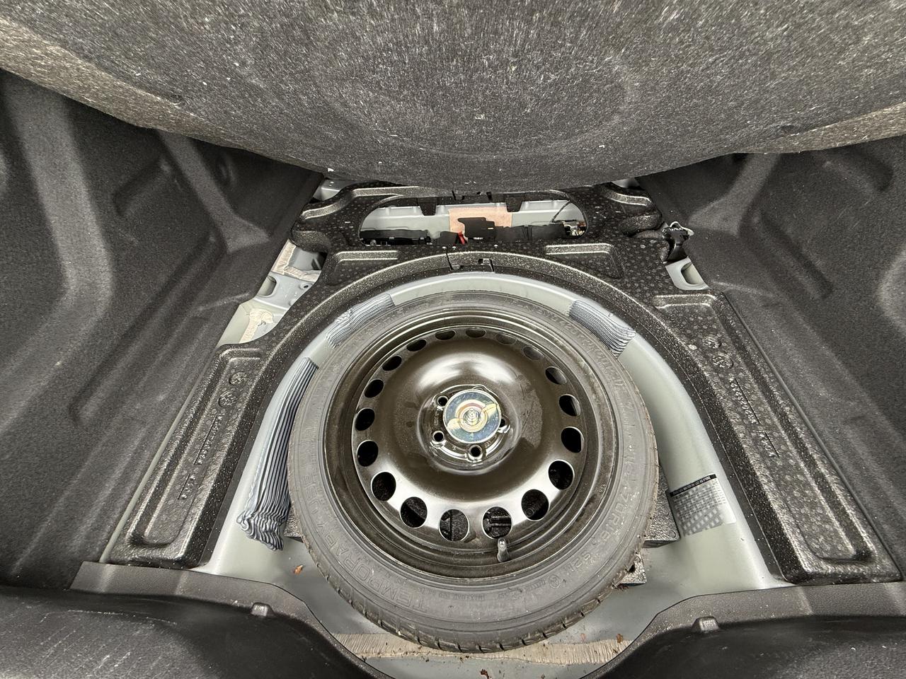 2016 Chevrolet Cruze LT ONLY 48KM Photo