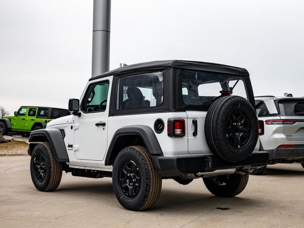 2026 Jeep Wrangler SPORT Photo