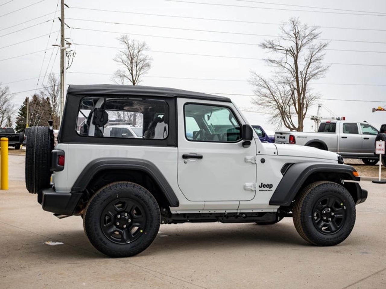 2026 Jeep Wrangler SPORT Photo