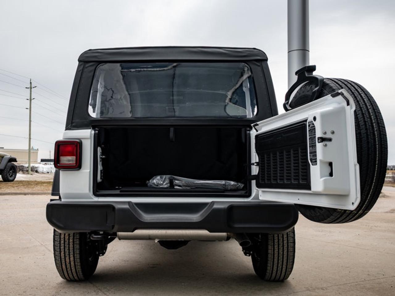 2026 Jeep Wrangler SPORT Photo