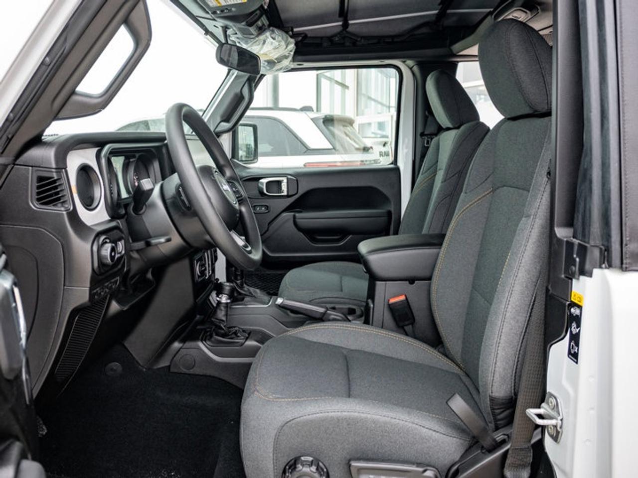 2026 Jeep Wrangler SPORT Photo