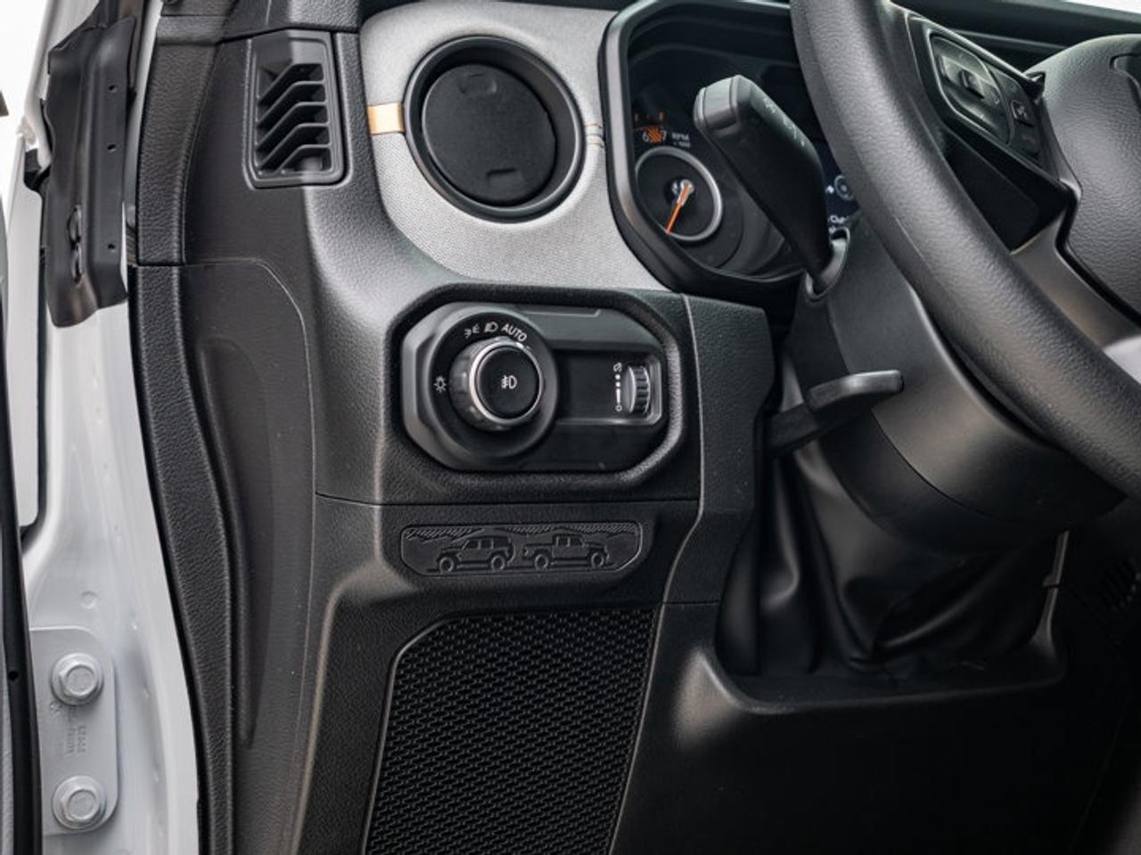 2026 Jeep Wrangler SPORT Photo