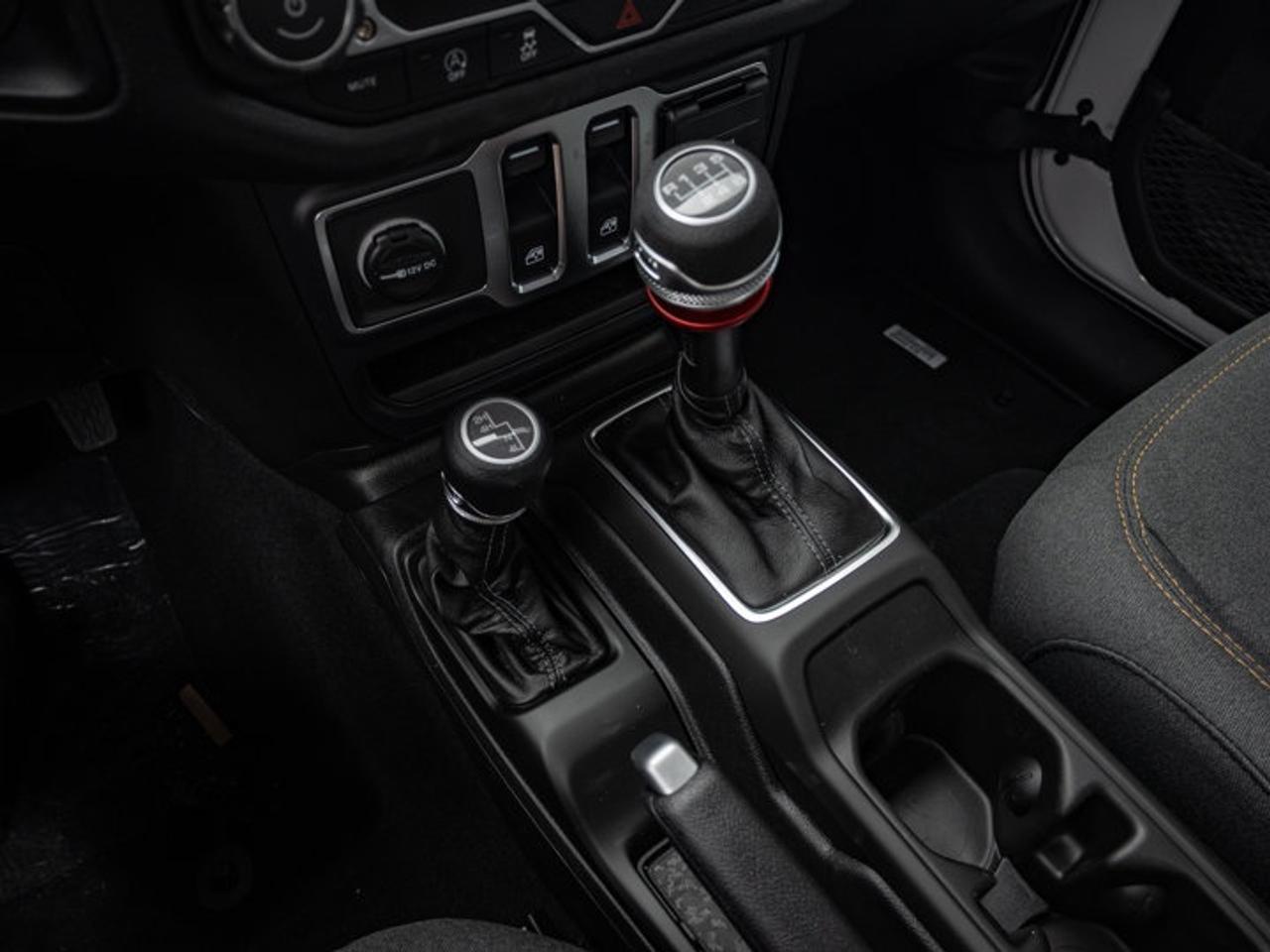 2026 Jeep Wrangler SPORT Photo