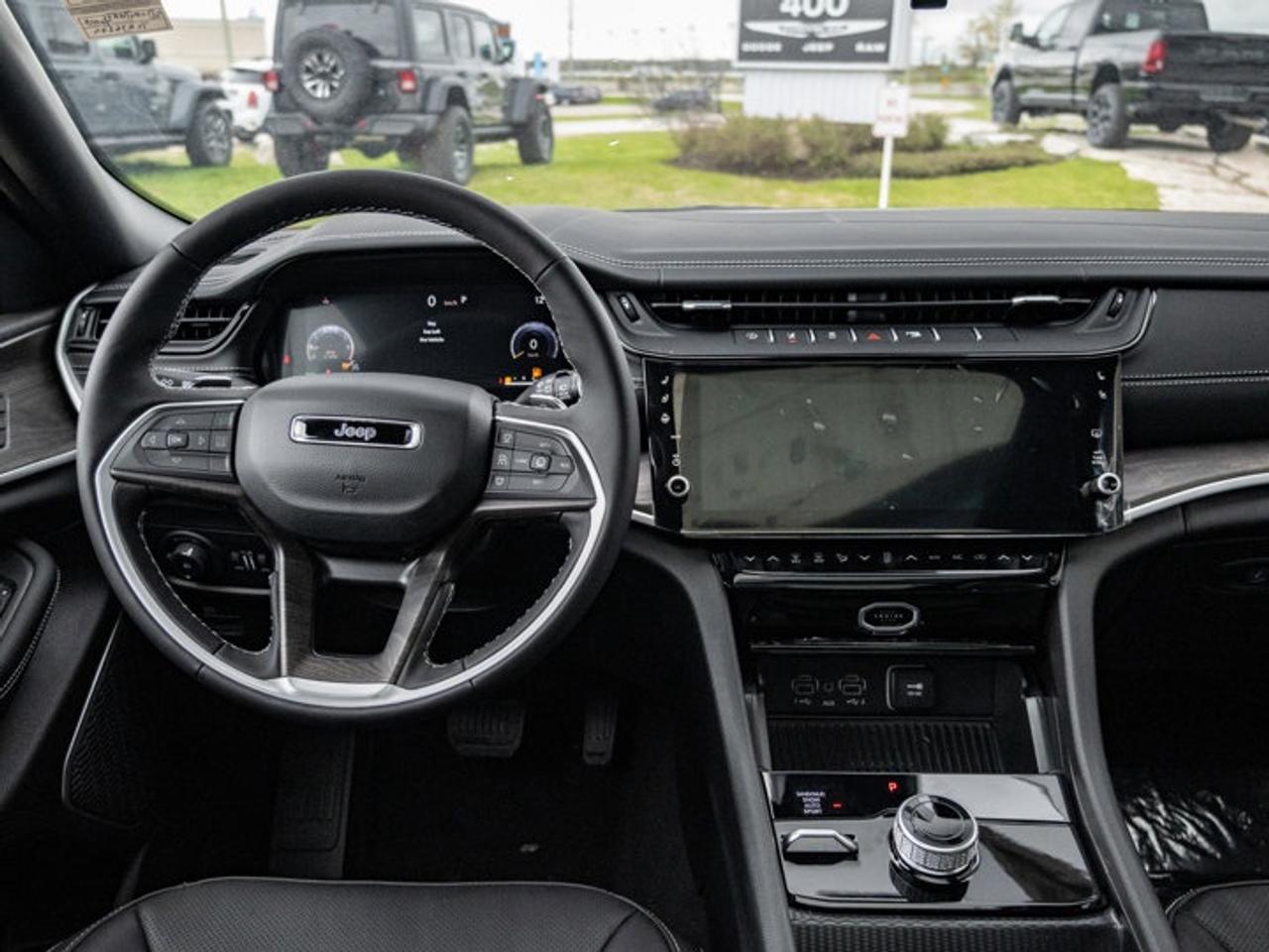 2026 Jeep Grand Cherokee Limited Reserve Photo