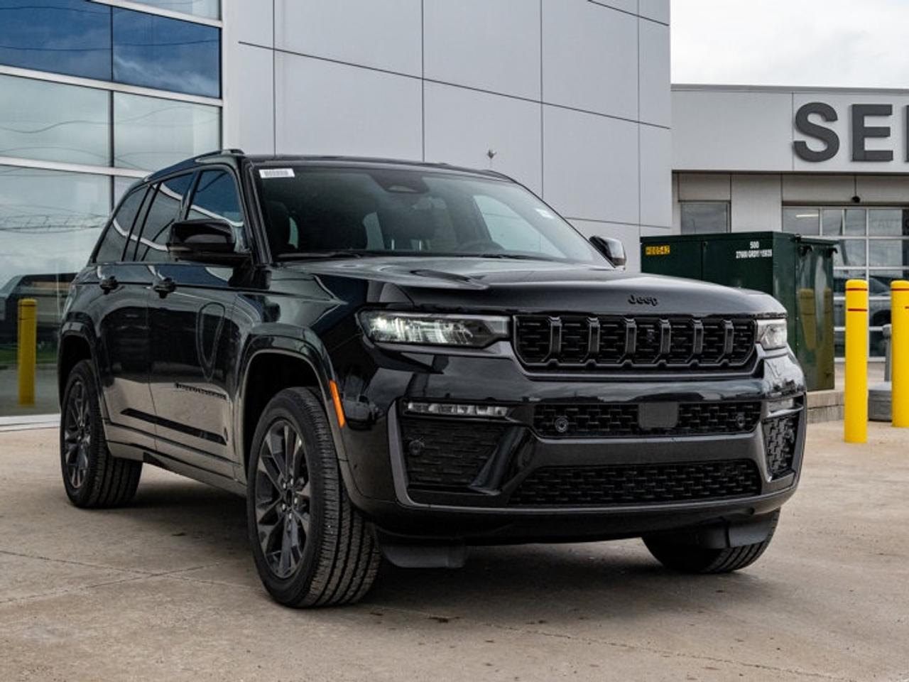 2026 Jeep Grand Cherokee Limited Reserve Photo