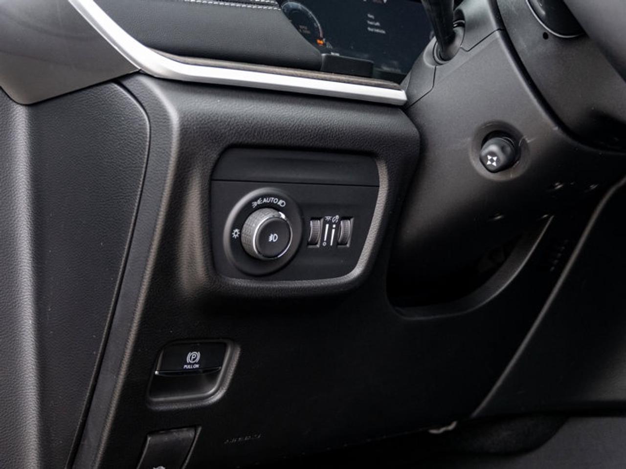 2026 Jeep Grand Cherokee Limited Reserve Photo