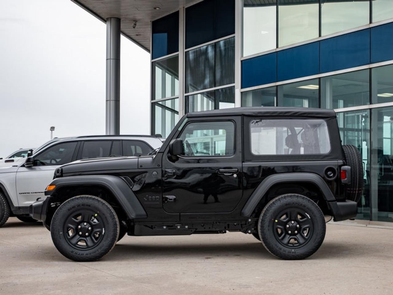 2026 Jeep Wrangler SPORT Photo