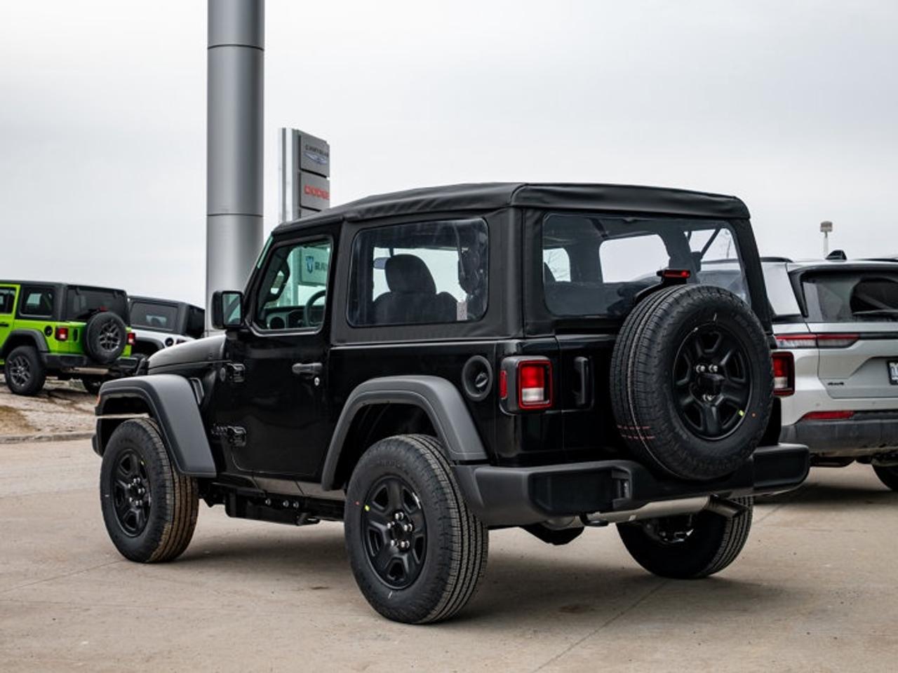 2026 Jeep Wrangler SPORT Photo