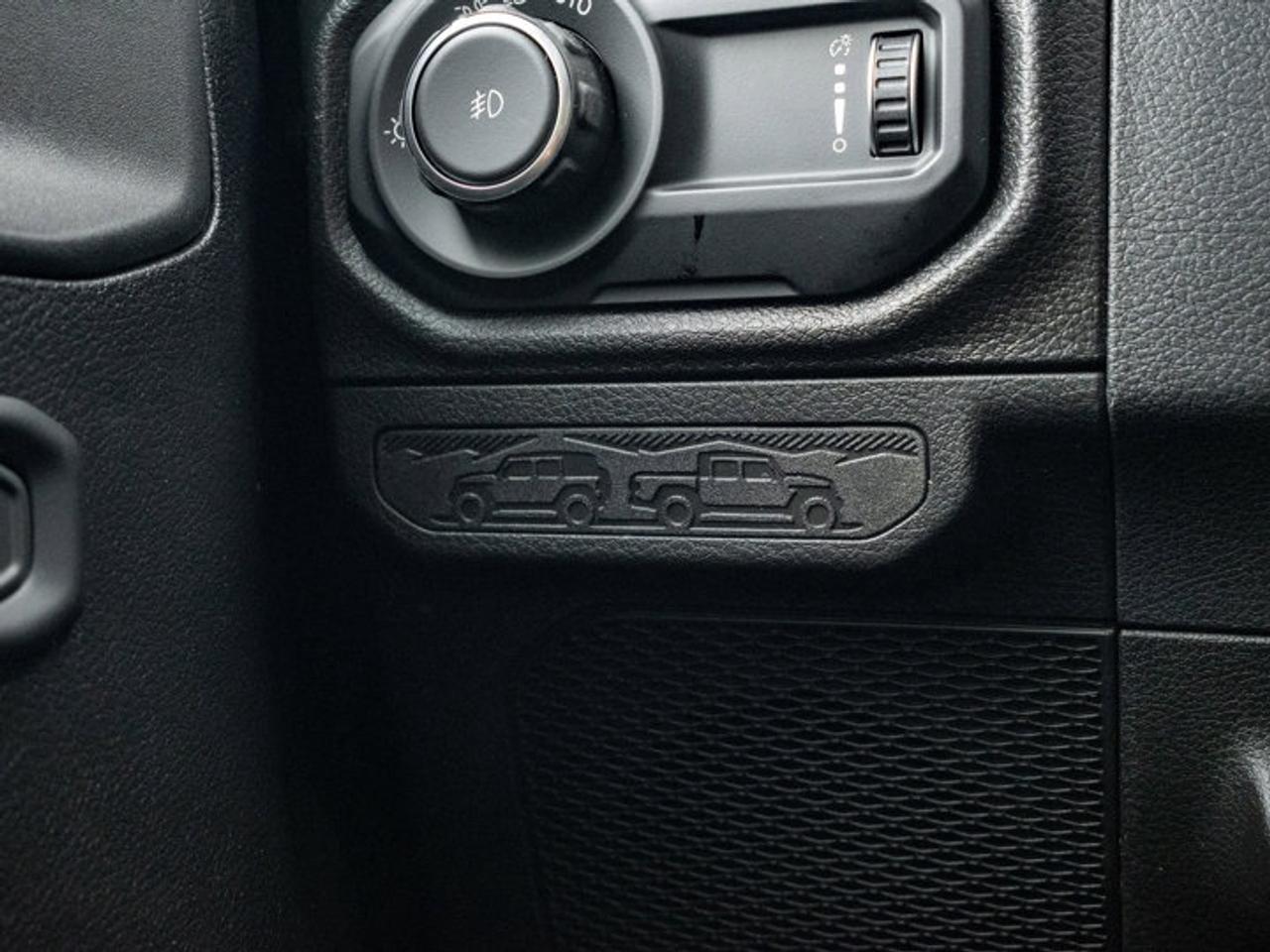 2026 Jeep Wrangler SPORT Photo