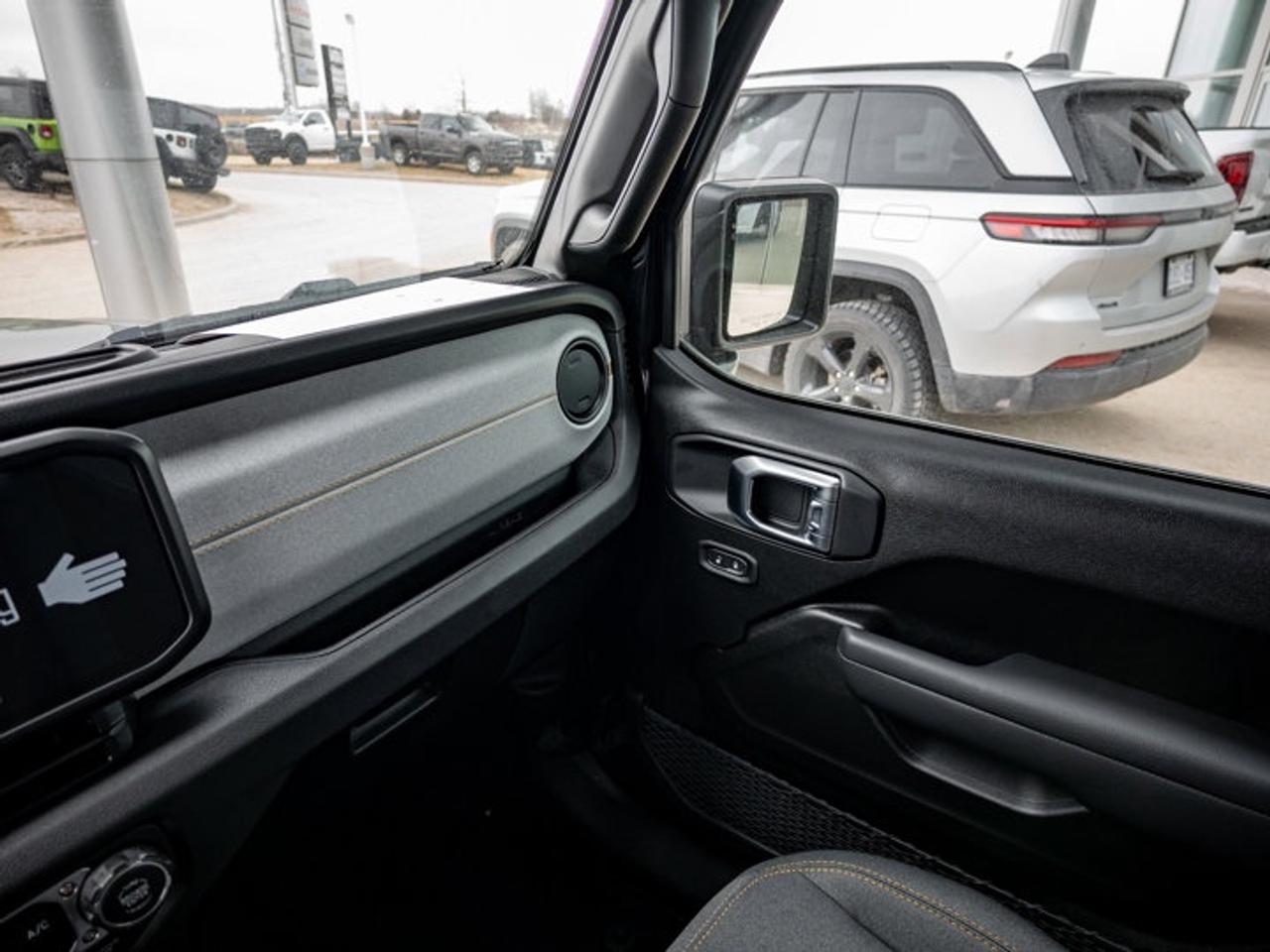 2026 Jeep Wrangler SPORT Photo