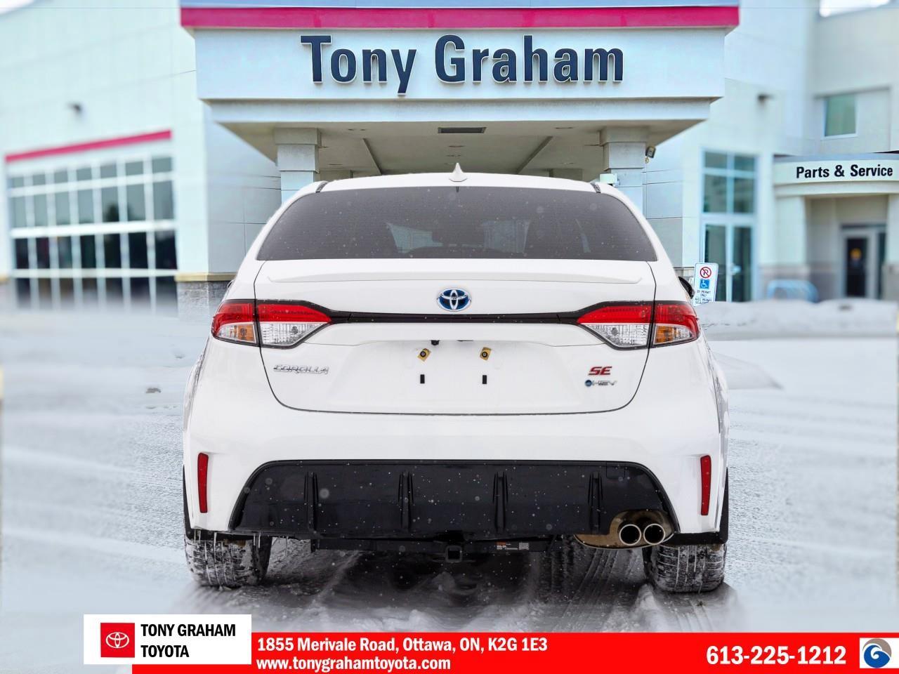 2025 Toyota Corolla Hybrid SE Photo4