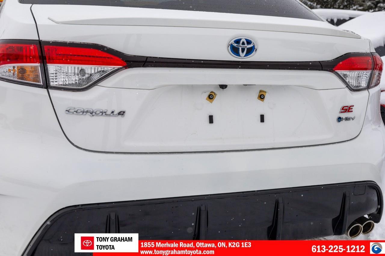 2025 Toyota Corolla Hybrid SE Photo