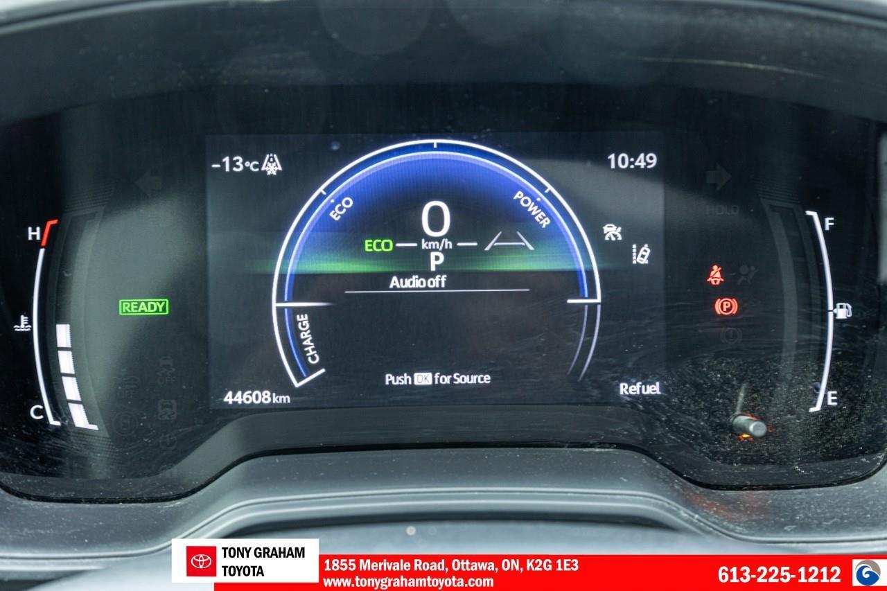 2025 Toyota Corolla Hybrid SE Photo