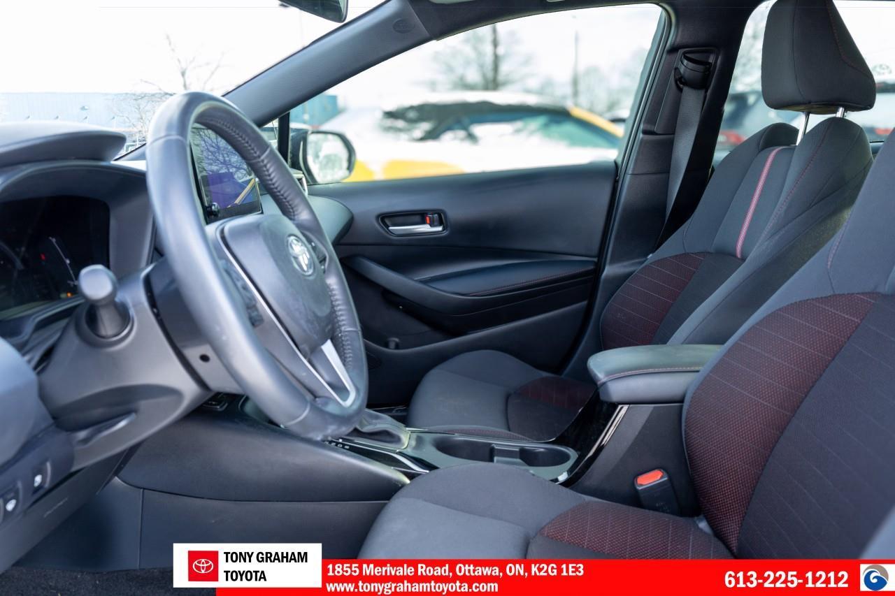 2025 Toyota Corolla Hybrid SE Photo