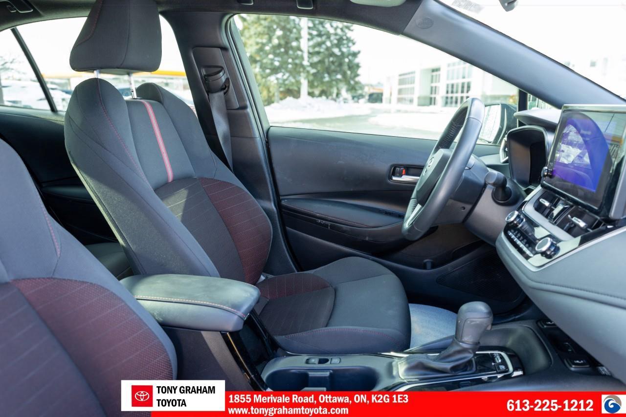 2025 Toyota Corolla Hybrid SE Photo