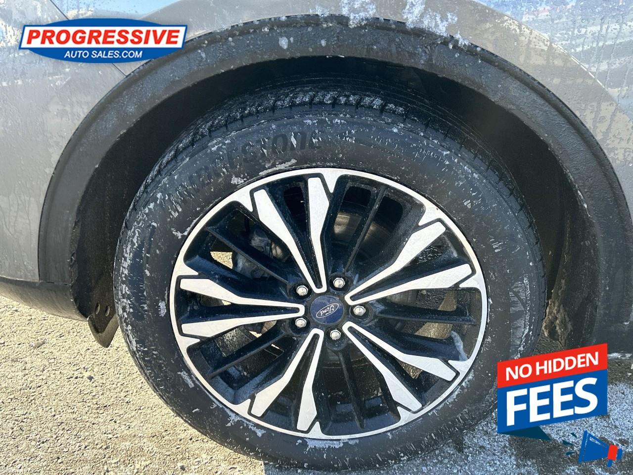 2022 Ford Escape SEL Photo