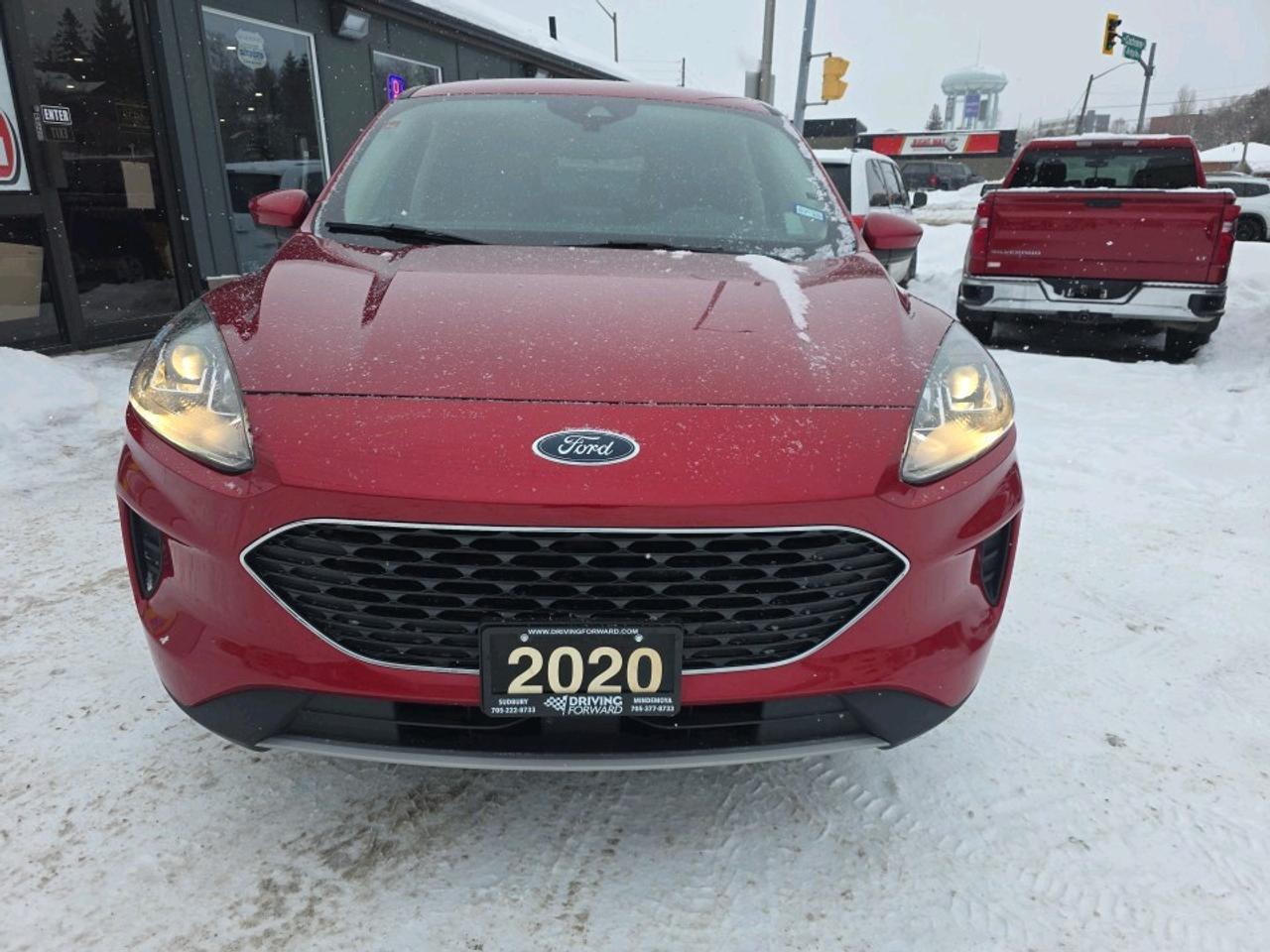 2020 Ford Escape SE AWD Photo
