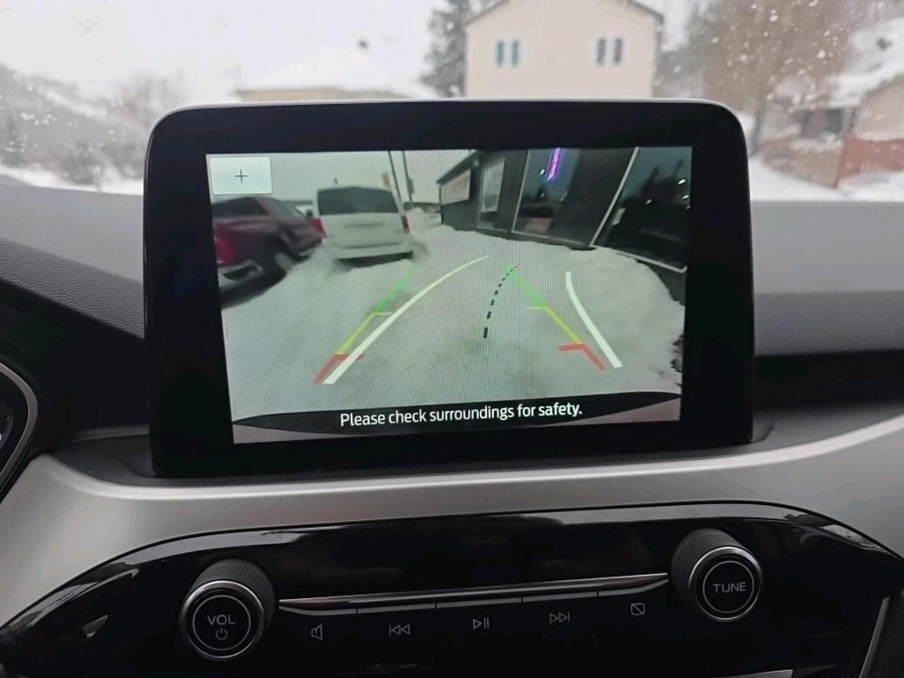 2020 Ford Escape SE AWD Photo