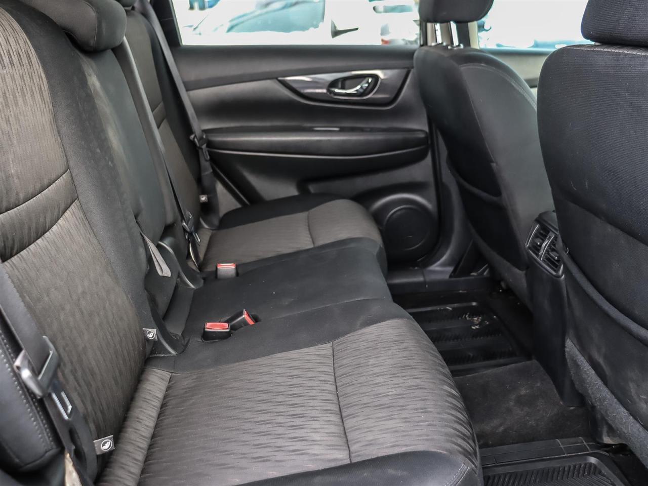 2017 Nissan Rogue S Photo