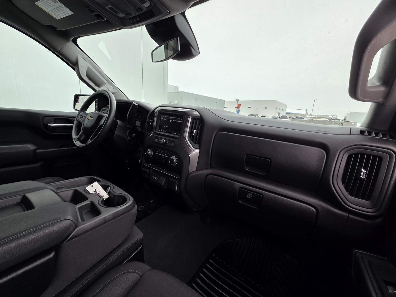 2024 Chevrolet Silverado 1500 Custom One Owner | Convenience Package | Black 20" Wheels Photo