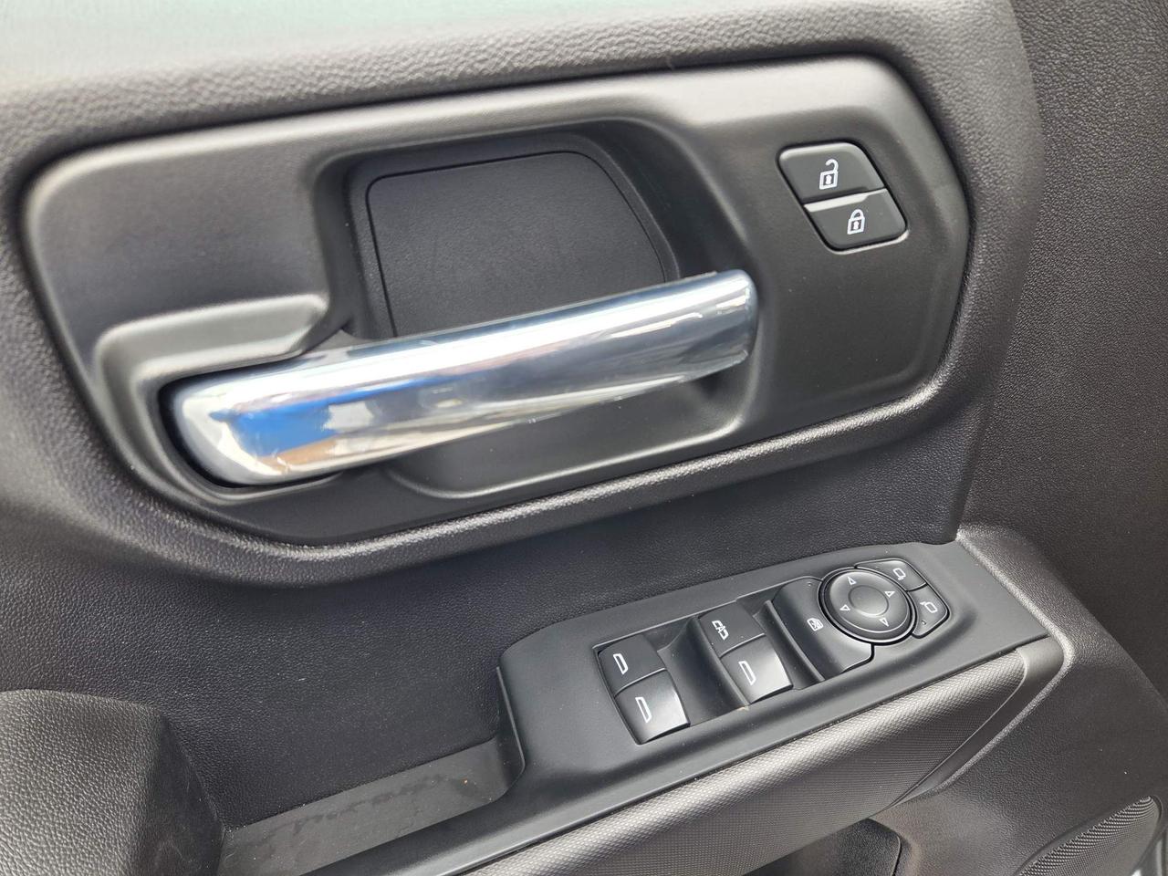 2024 Chevrolet Silverado 1500 Custom One Owner | Convenience Package | Black 20" Wheels Photo