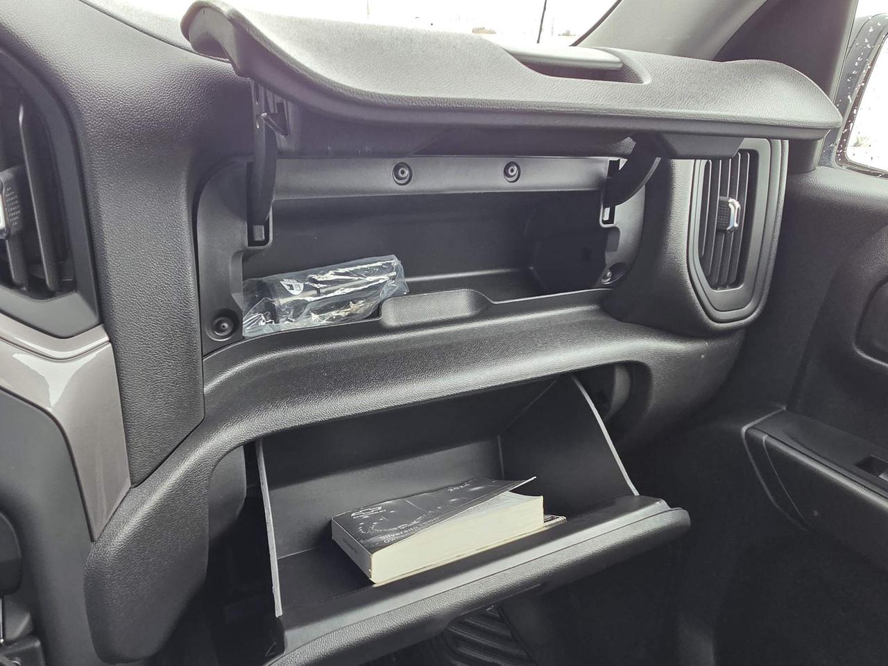 2024 Chevrolet Silverado 1500 Custom One Owner | Convenience Package | Black 20" Wheels Photo