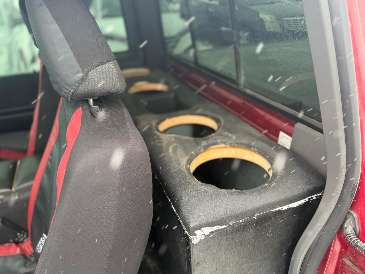 2010 Mazda B-Series SE Photo