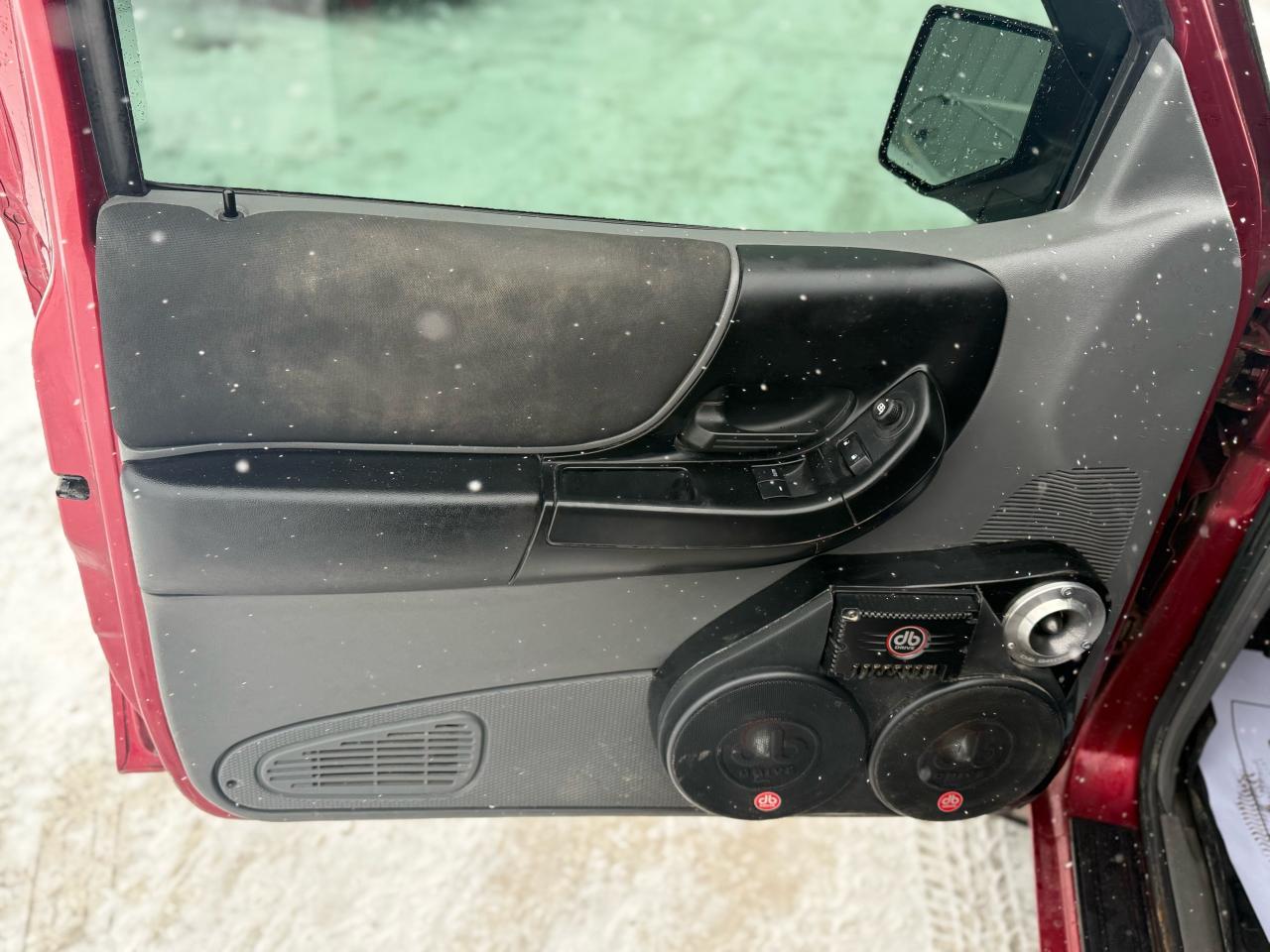 2010 Mazda B-Series SE Photo