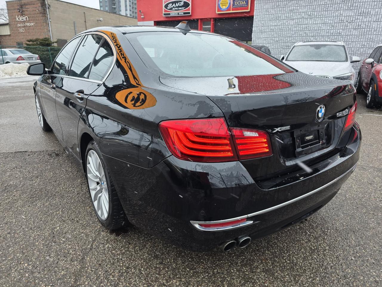 2015 BMW 5 Series 528i xDrive AWD Photo3