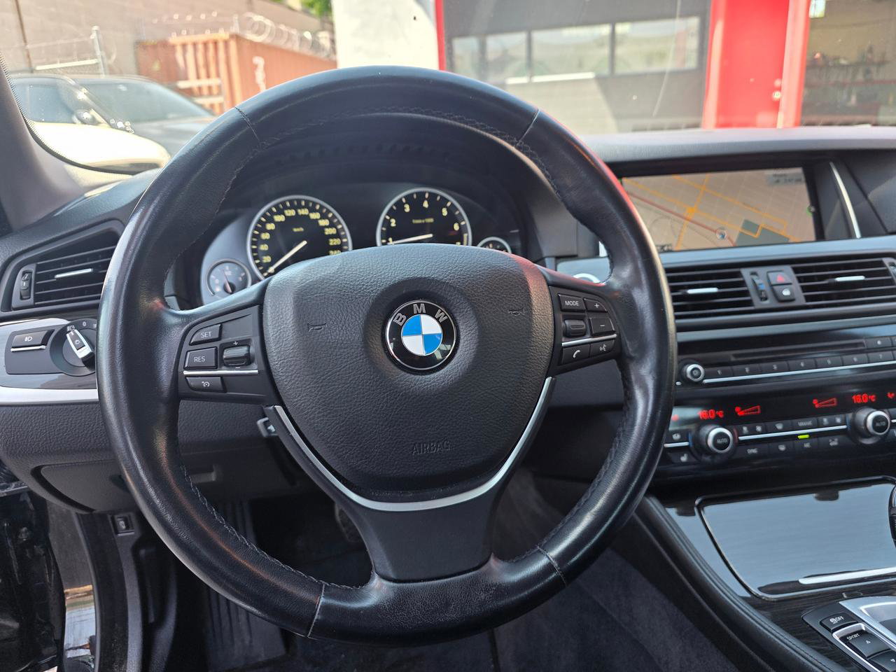 2015 BMW 5 Series 528i xDrive AWD Photo