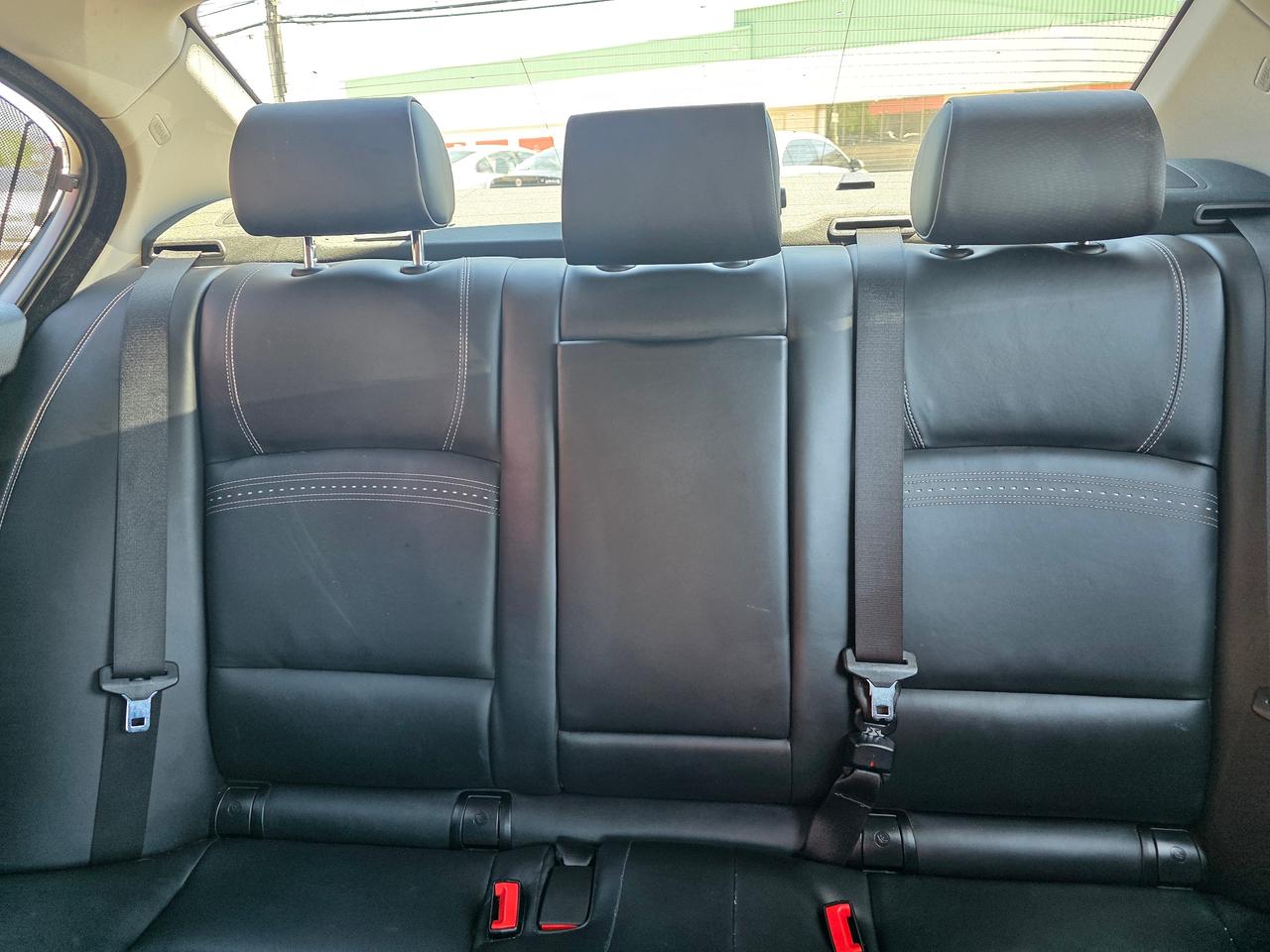 2015 BMW 5 Series 528i xDrive AWD Photo