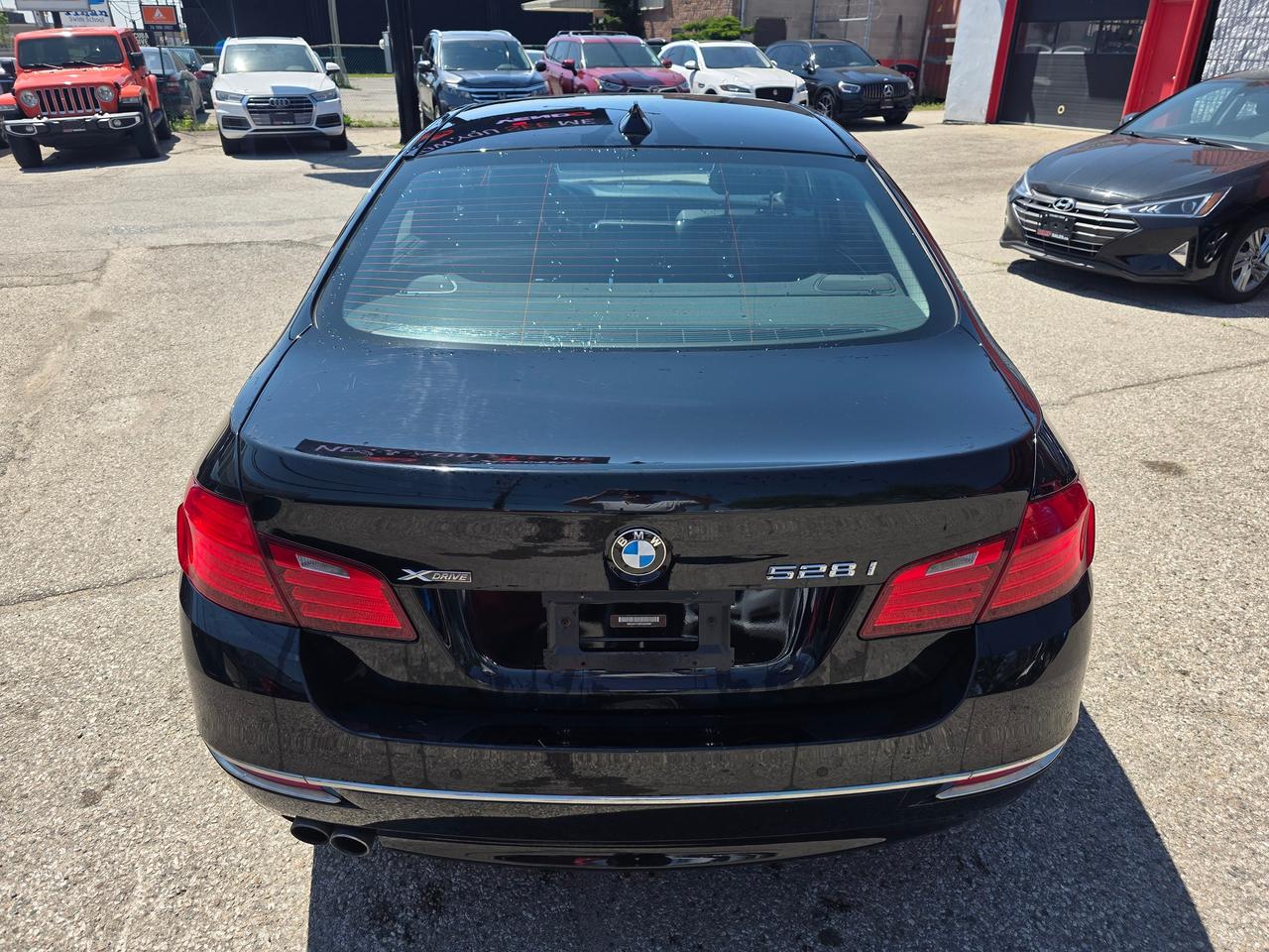 2015 BMW 5 Series 528i xDrive AWD Photo