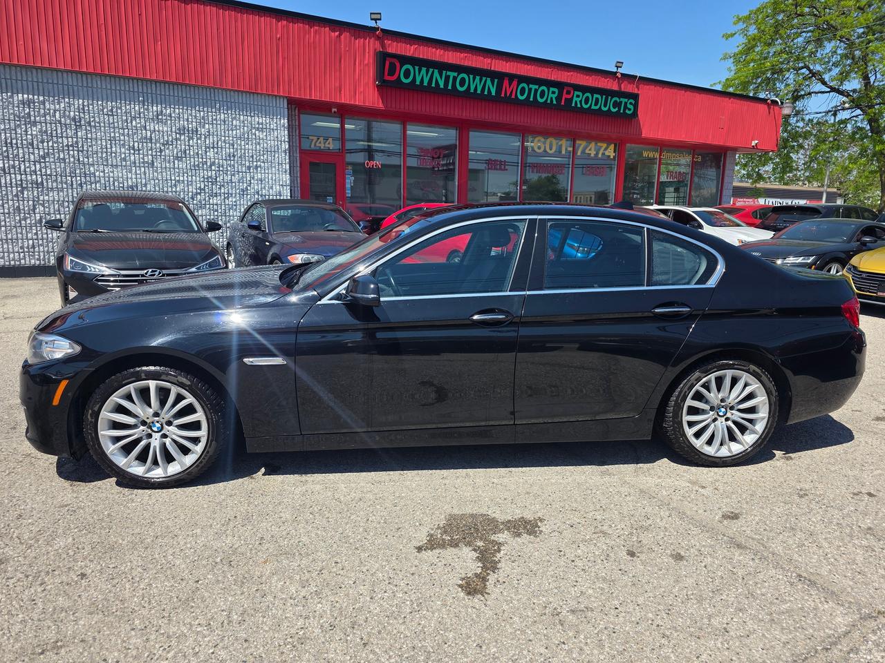 2015 BMW 5 Series 528i xDrive AWD Photo2
