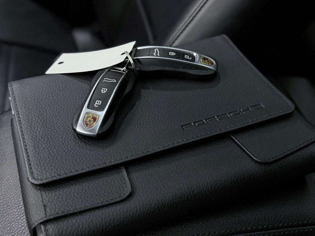 2020 Porsche Cayenne COUPE|NAV|BACKUP|360CAM|BSM|LKA|FCW|CHRONO|PANO| Photo