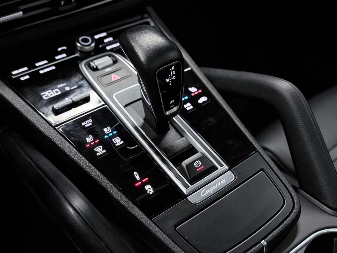 2020 Porsche Cayenne COUPE|NAV|BACKUP|360CAM|BSM|LKA|FCW|CHRONO|PANO| Photo