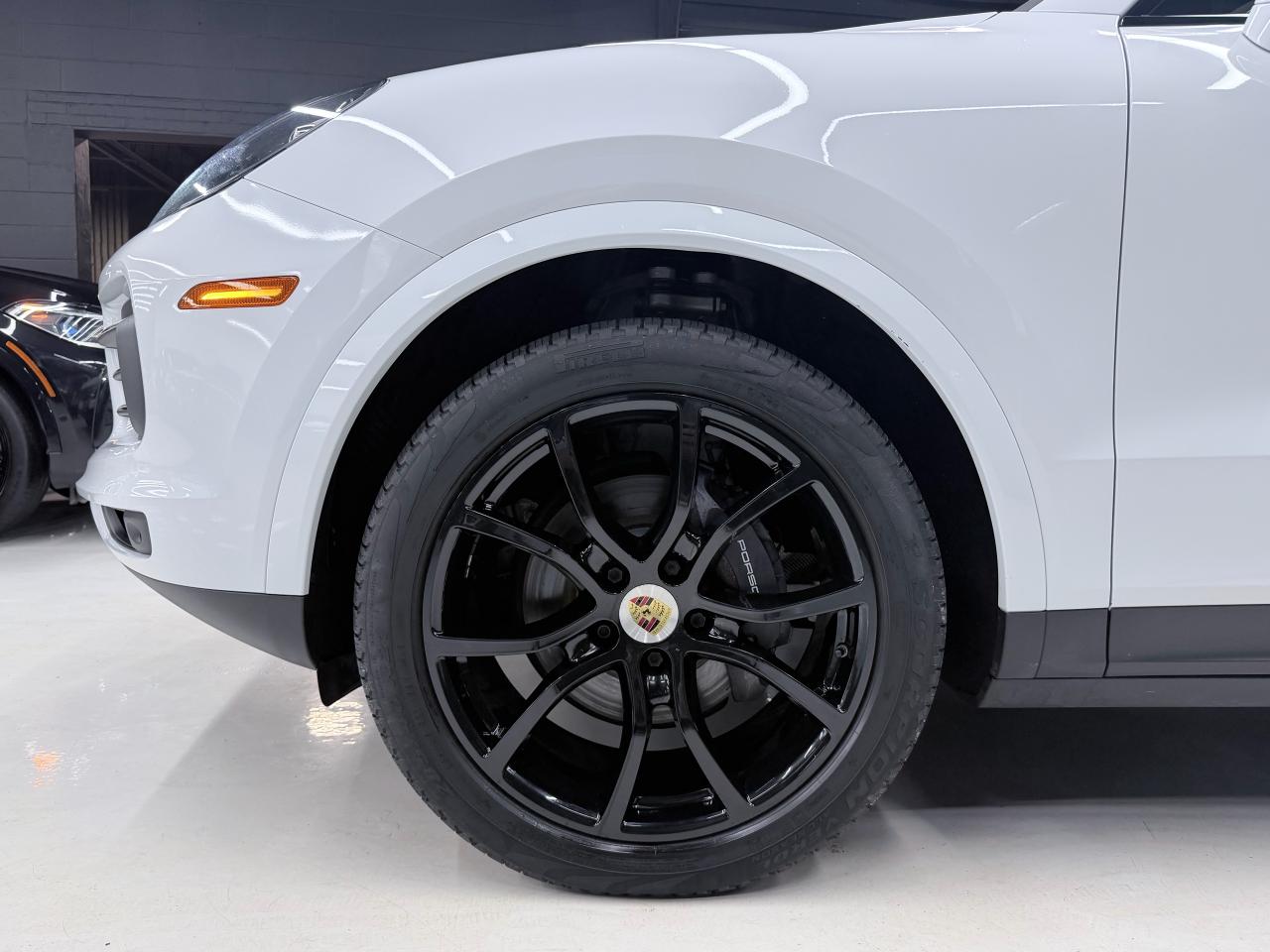 2020 Porsche Cayenne COUPE|NAV|BACKUP|360CAM|BSM|LKA|FCW|CHRONO|PANO| Photo