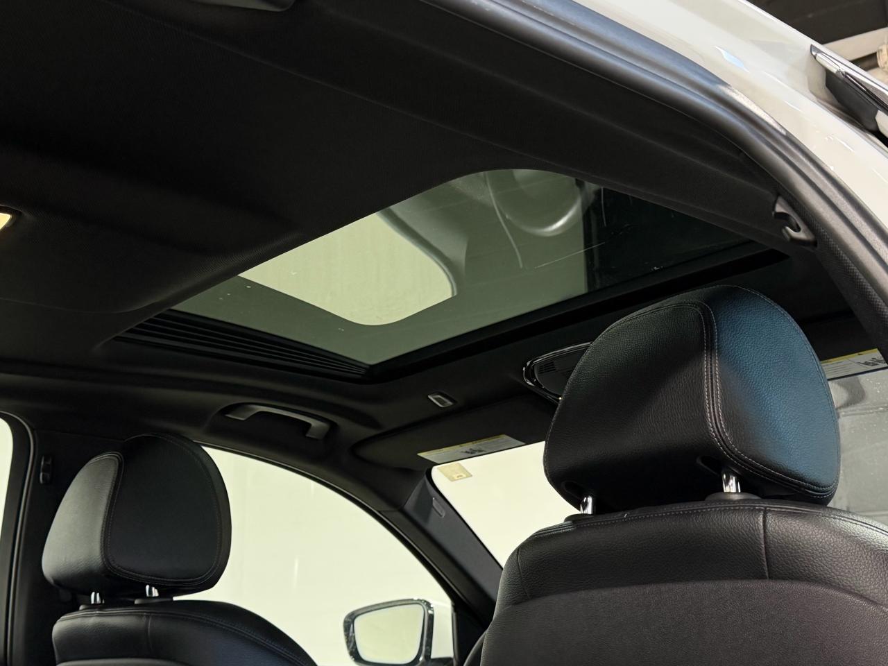 2018 BMW 5 Series 530i xDrive MSPORT|NAVI|BACKUP| Photo