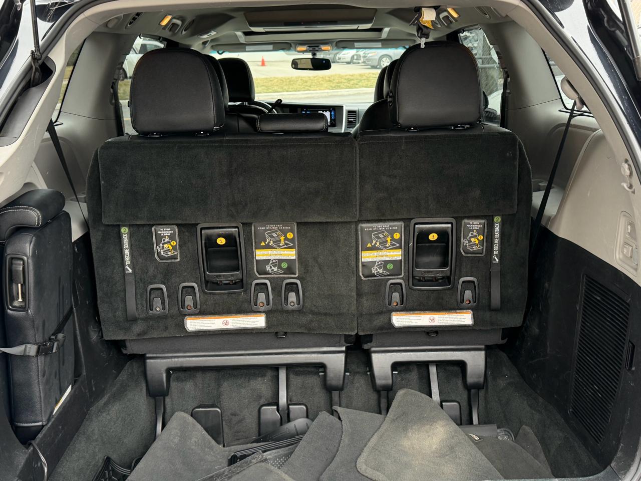 2015 Toyota Sienna SE DVD'S|NAVI|SUNROOF|LEATHER Photo