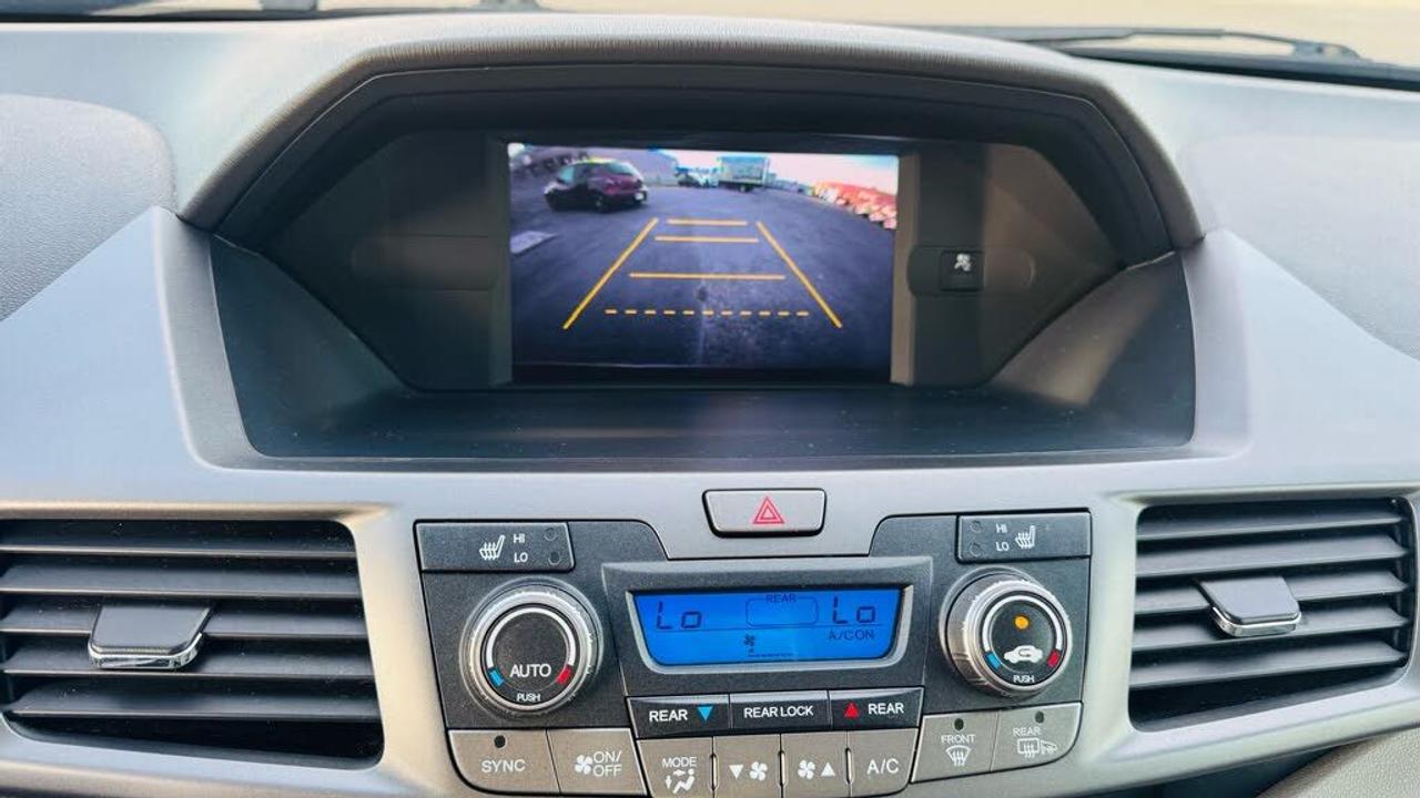 2013 Honda Odyssey EX - Photo #12