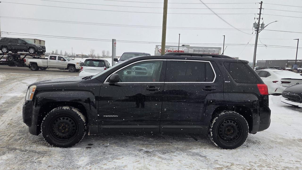 2012 GMC Terrain SLT, LEATHER, LOADED, 195KMS, CERTIFIED Photo