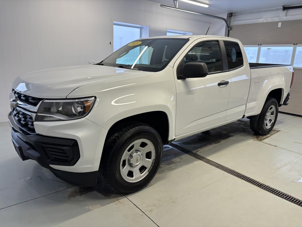Used 2021 Chevrolet Colorado Work Truck Ext. Cab 2WD for sale in Dunnville, ON